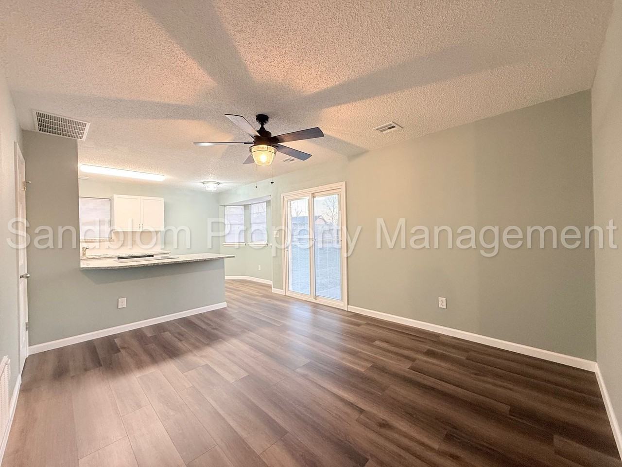 4915 Greenan Dr - Photo 6 of 22