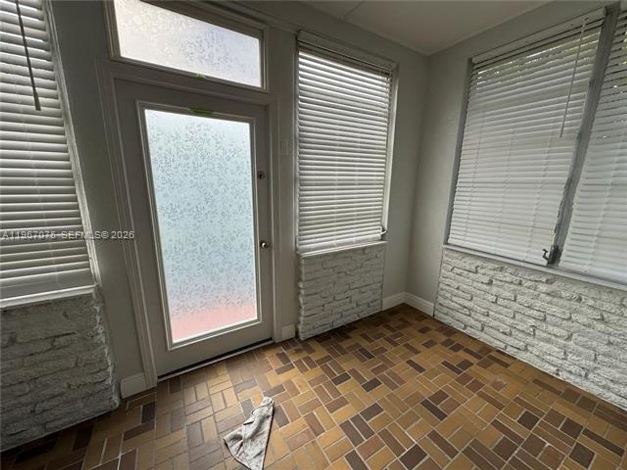 51 Montilla Ave #0 - Photo 3 of 28