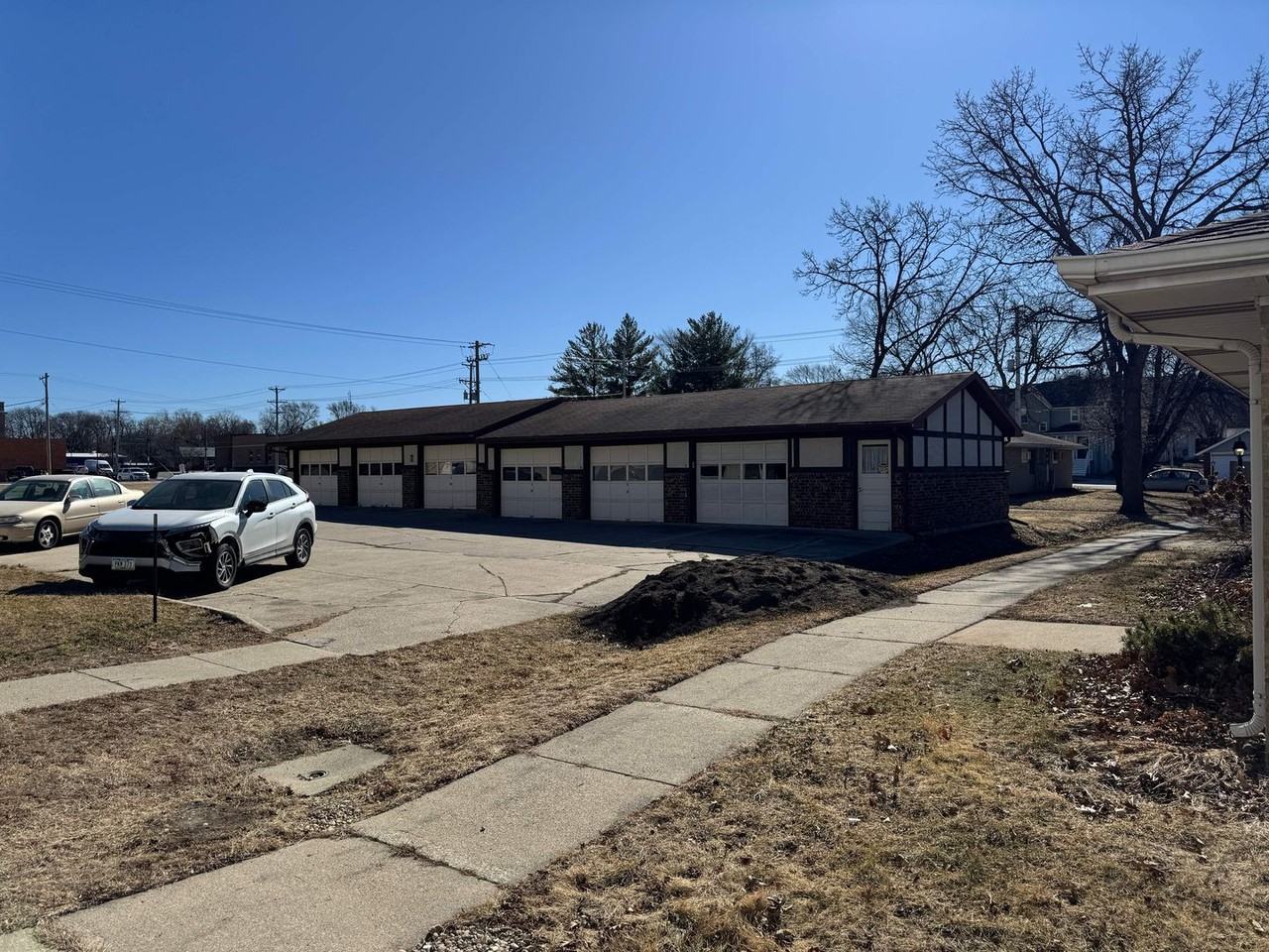 Boone 37-Unit (New Avon) - Photo 7 of 11