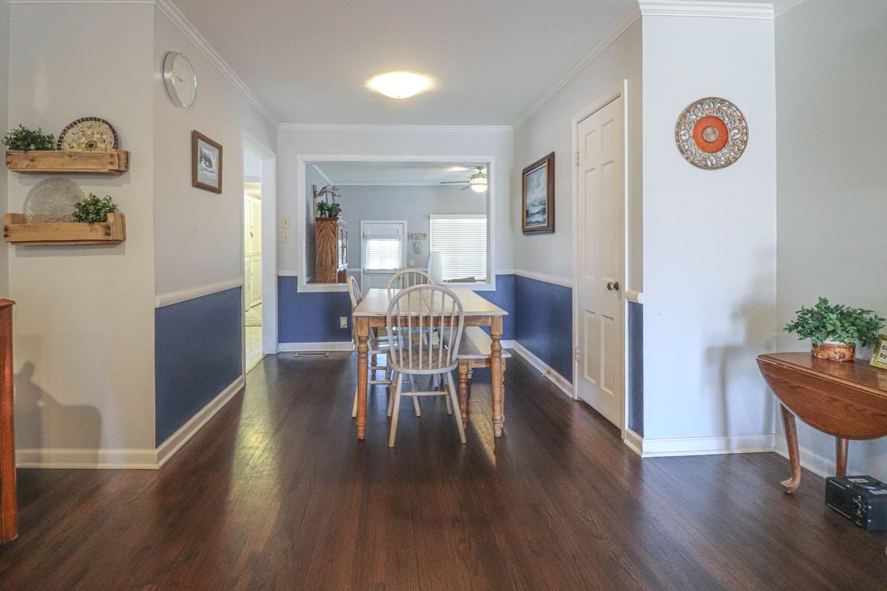 1243 S Richmond Ave - Photo 6 of 41