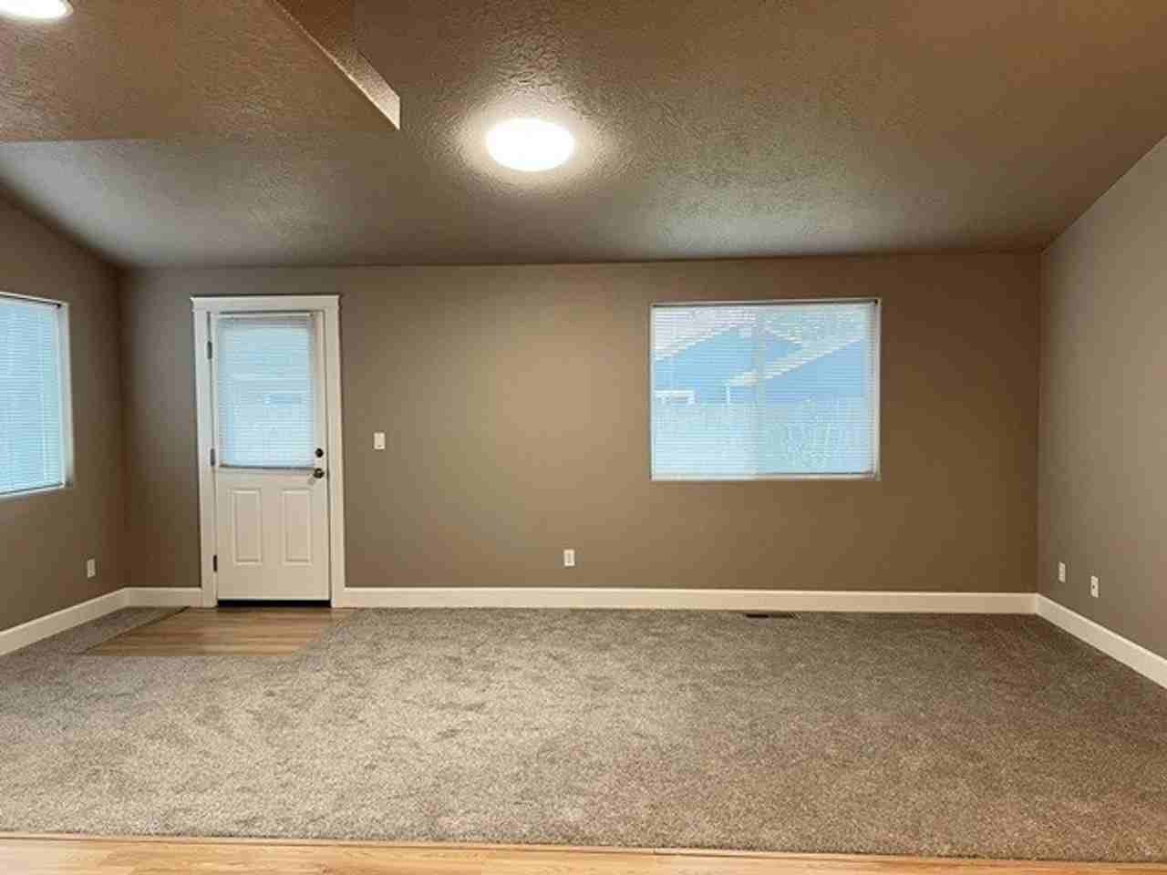 226 Helton Way Se - Photo 7 of 35