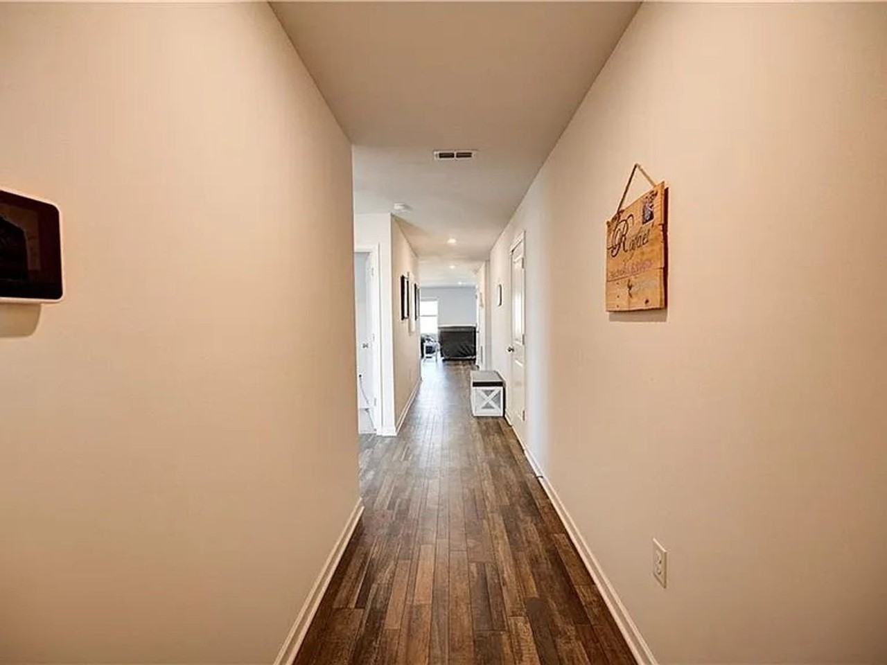 500 Pemberton St - Photo 2 of 20