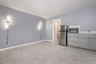 620 W Amarillo Blvd - Photo 1 of 1