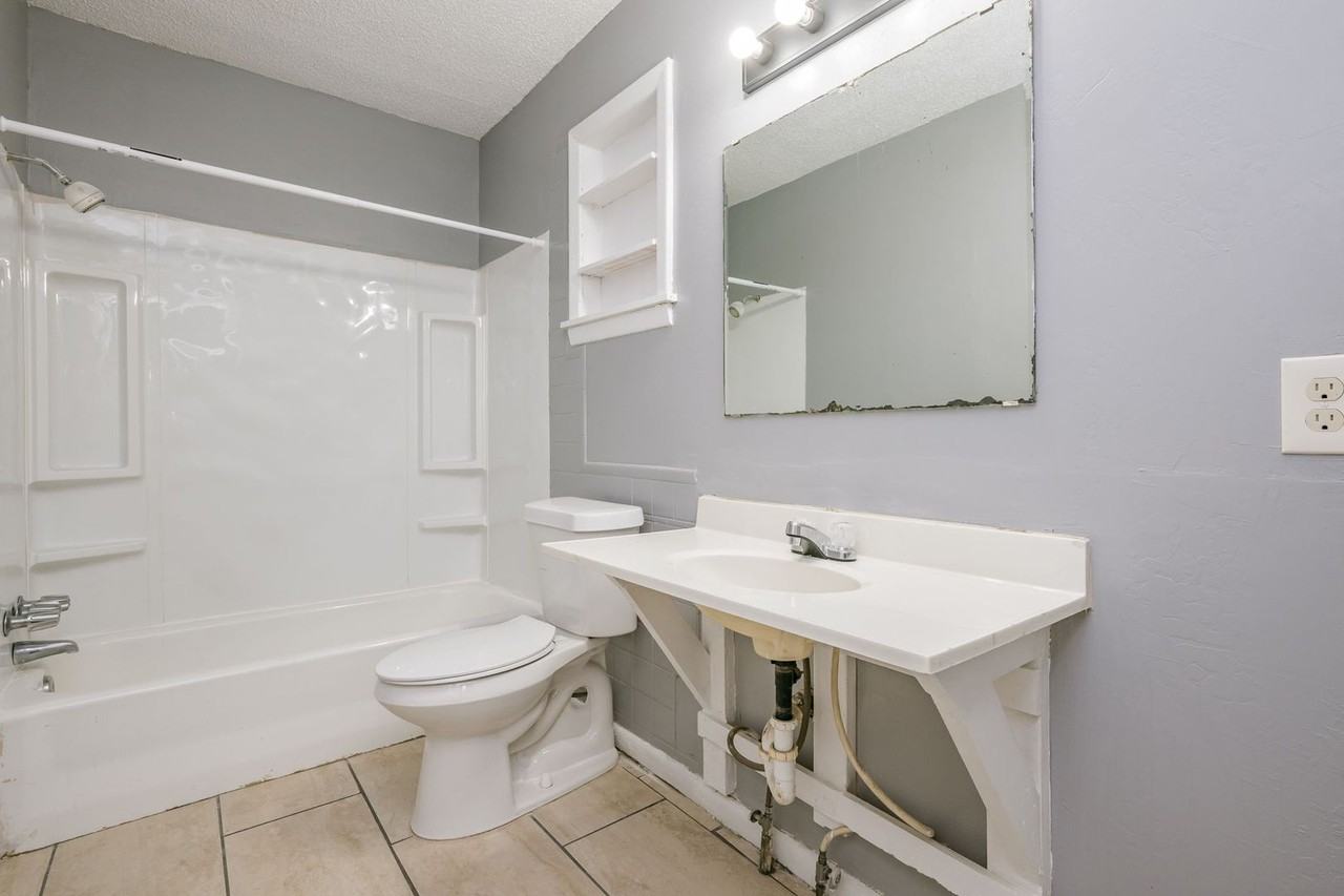 620 W Amarillo Blvd - Photo 6 of 35