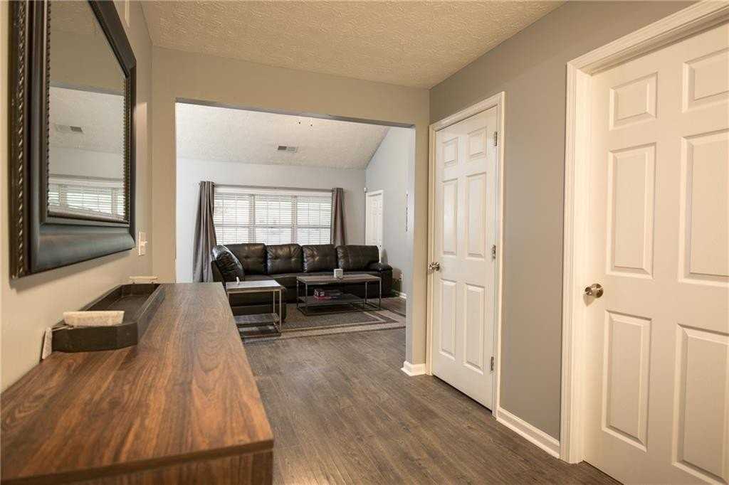 7151 Springchase Way - Photo 5 of 14