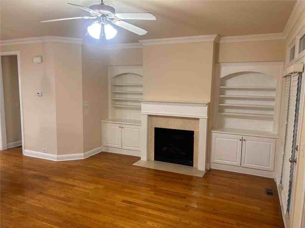 4846 Lamoyne Ln - Photo 5 of 11