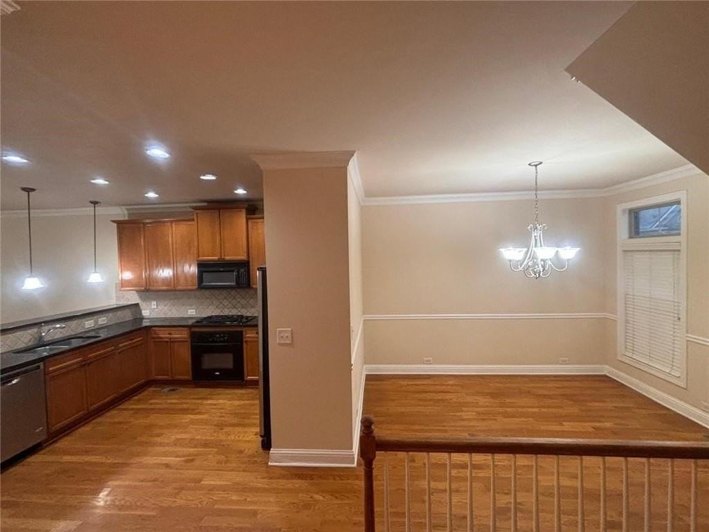 4846 Lamoyne Ln - Photo 6 of 11