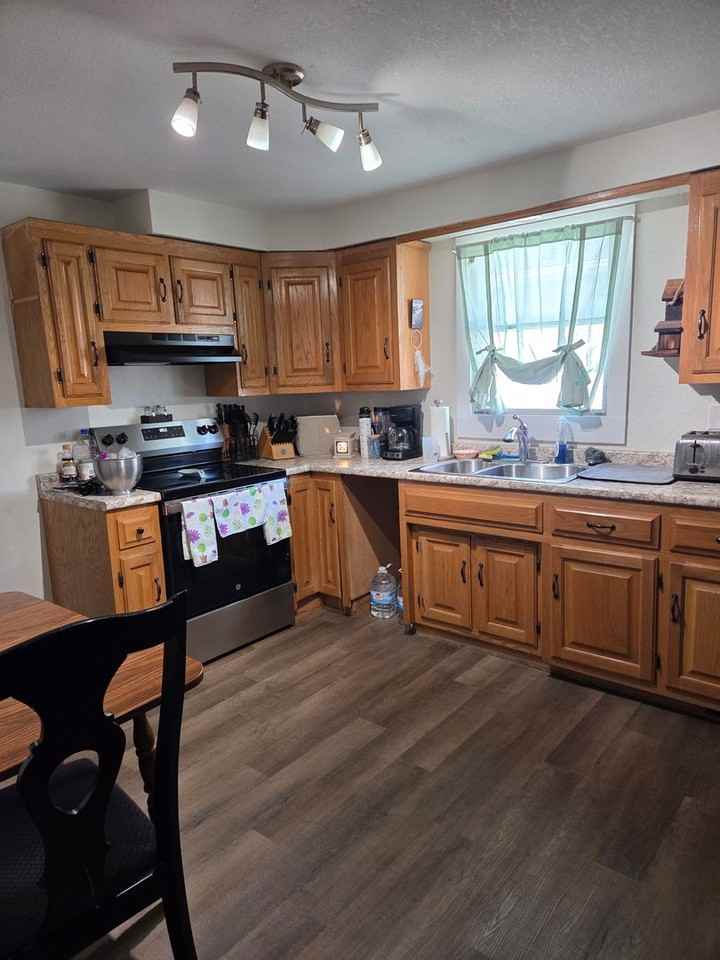 2029 Morganton Rd - Photo 6 of 10