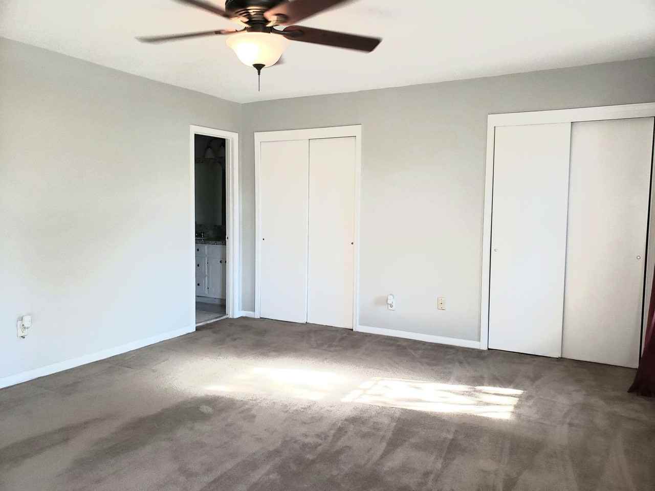 2140 Rexford Rd - Photo 3 of 10