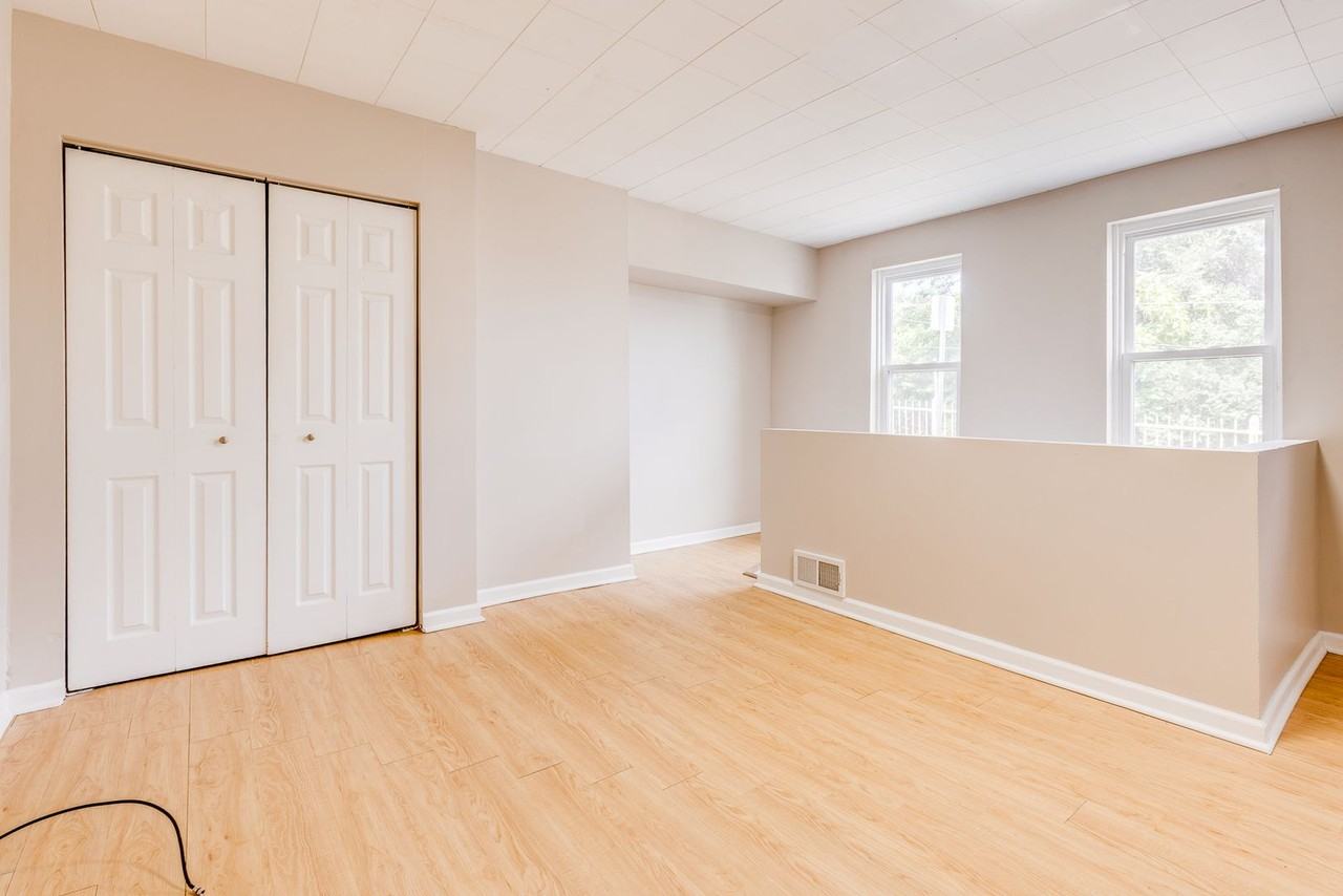 2318 Leticoe St - Photo 3 of 30