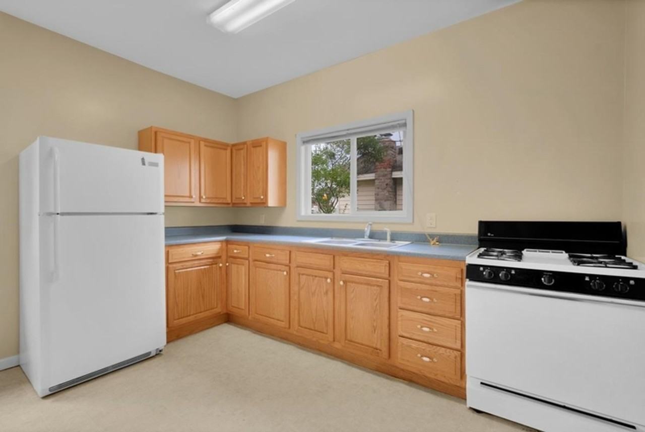 1311 S Courtland Ave - Photo 3 of 5