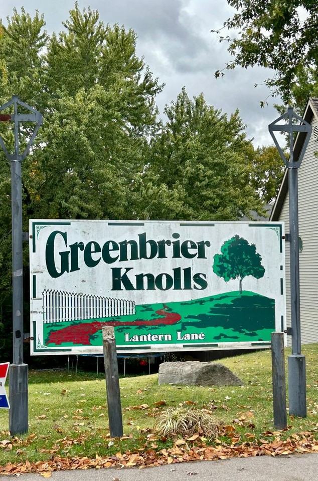 614 E Militia Ct - Photo 2 of 43