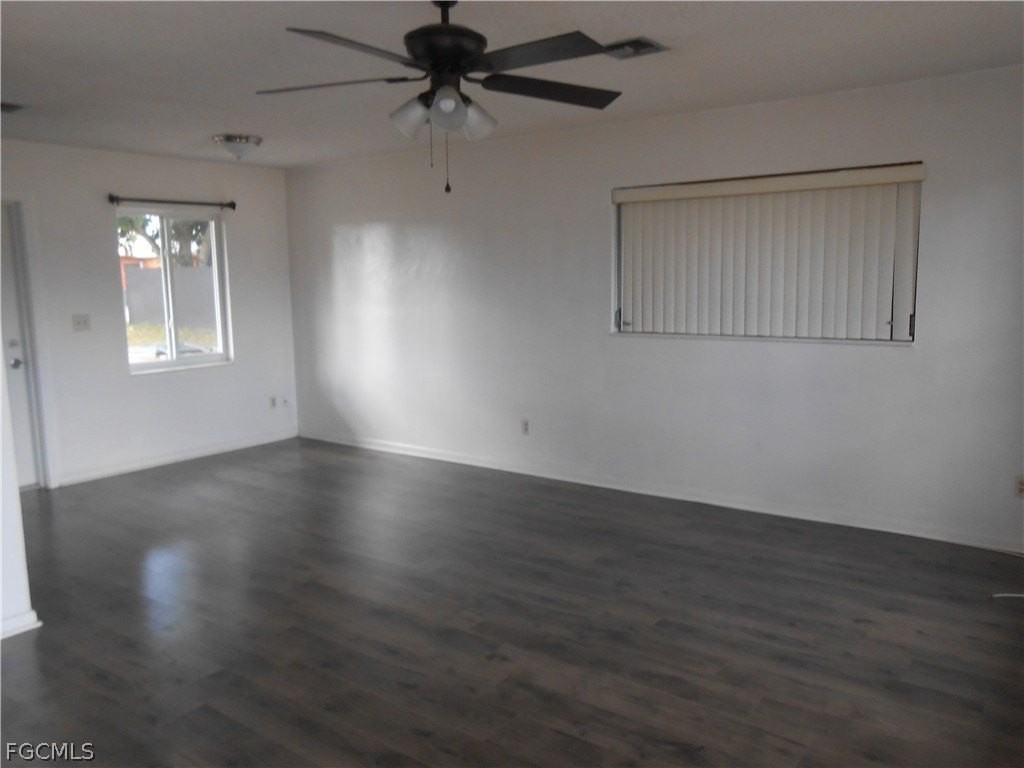 1516 Lindale Cir - Photo 4 of 26