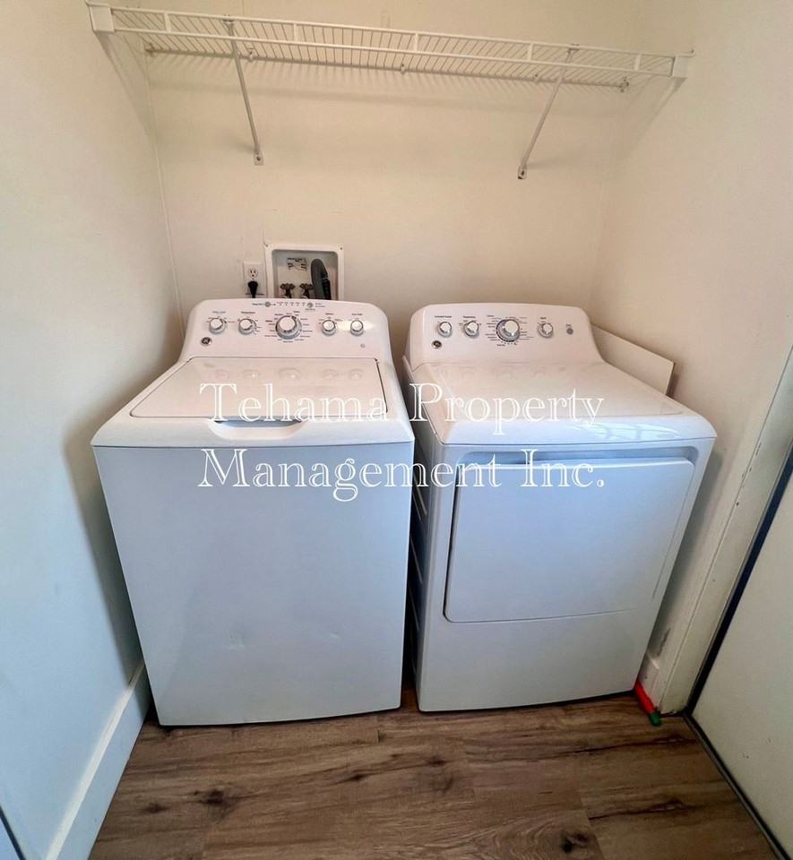 14175 Saint Marys Ave - Photo 7 of 19