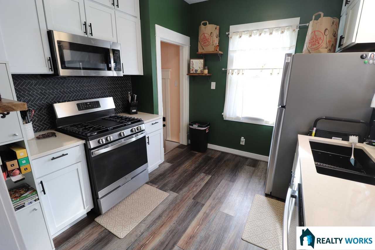 6433 Platte Ave - Photo 3 of 10