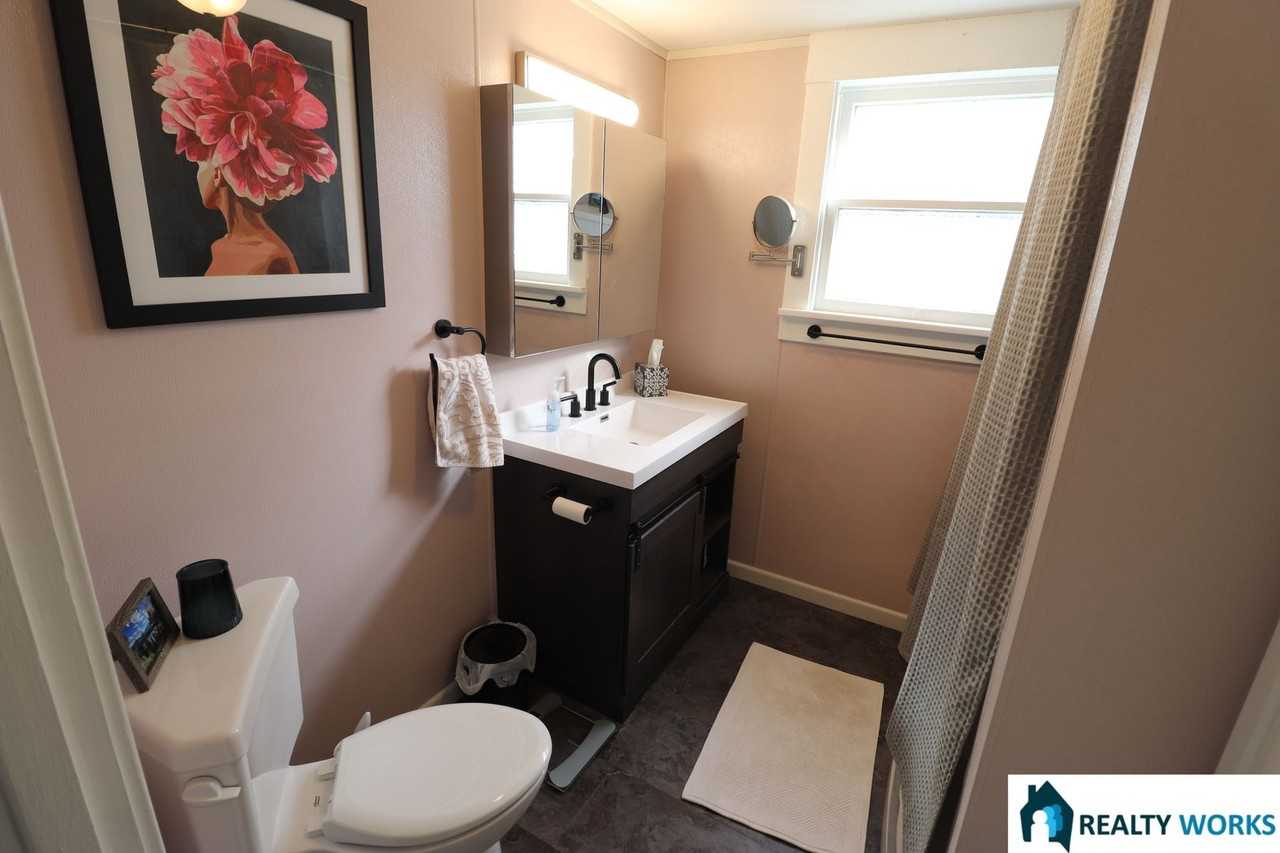 6433 Platte Ave - Photo 6 of 10