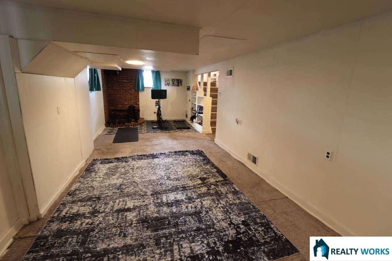 6433 Platte Ave - Photo 7 of 10