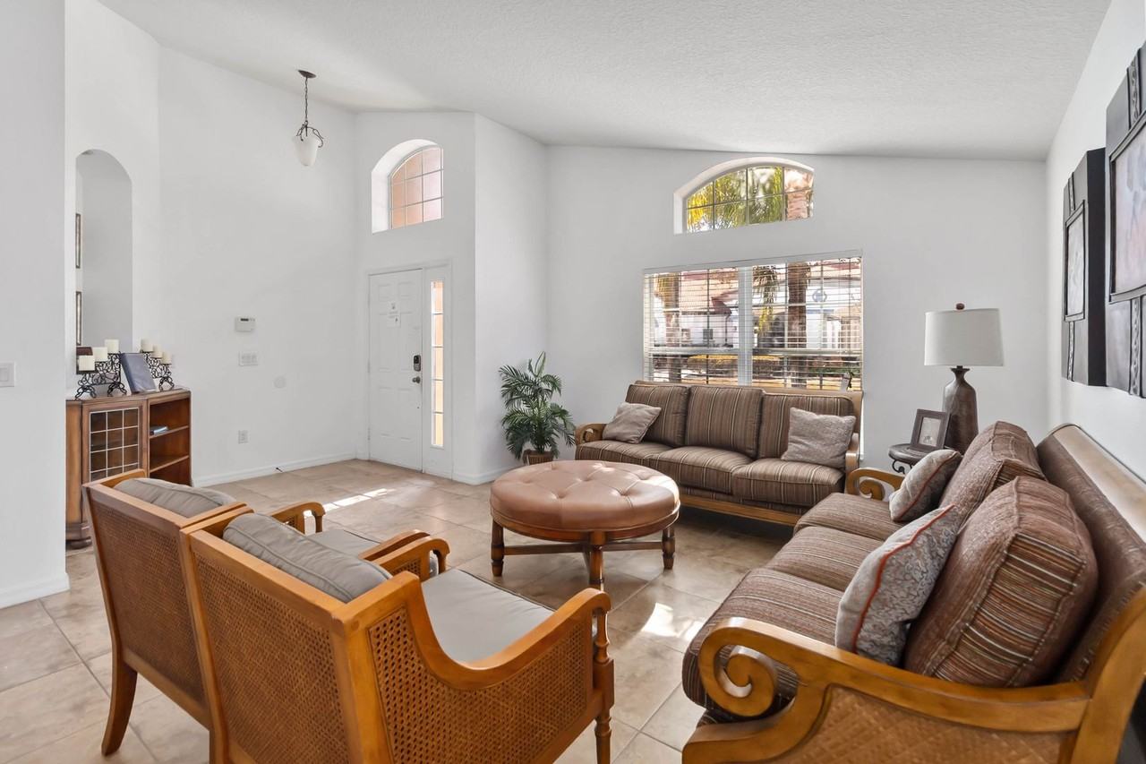 814 Orange Cosmos Blvd - Photo 6 of 24