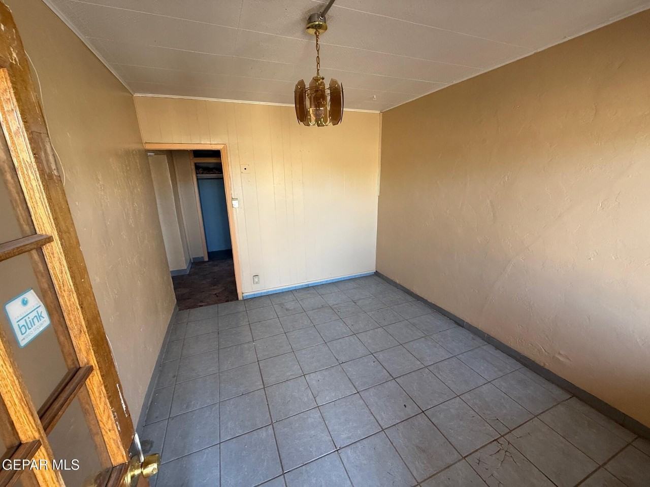 4000 1/2 Sacramento Ave - Photo 3 of 8