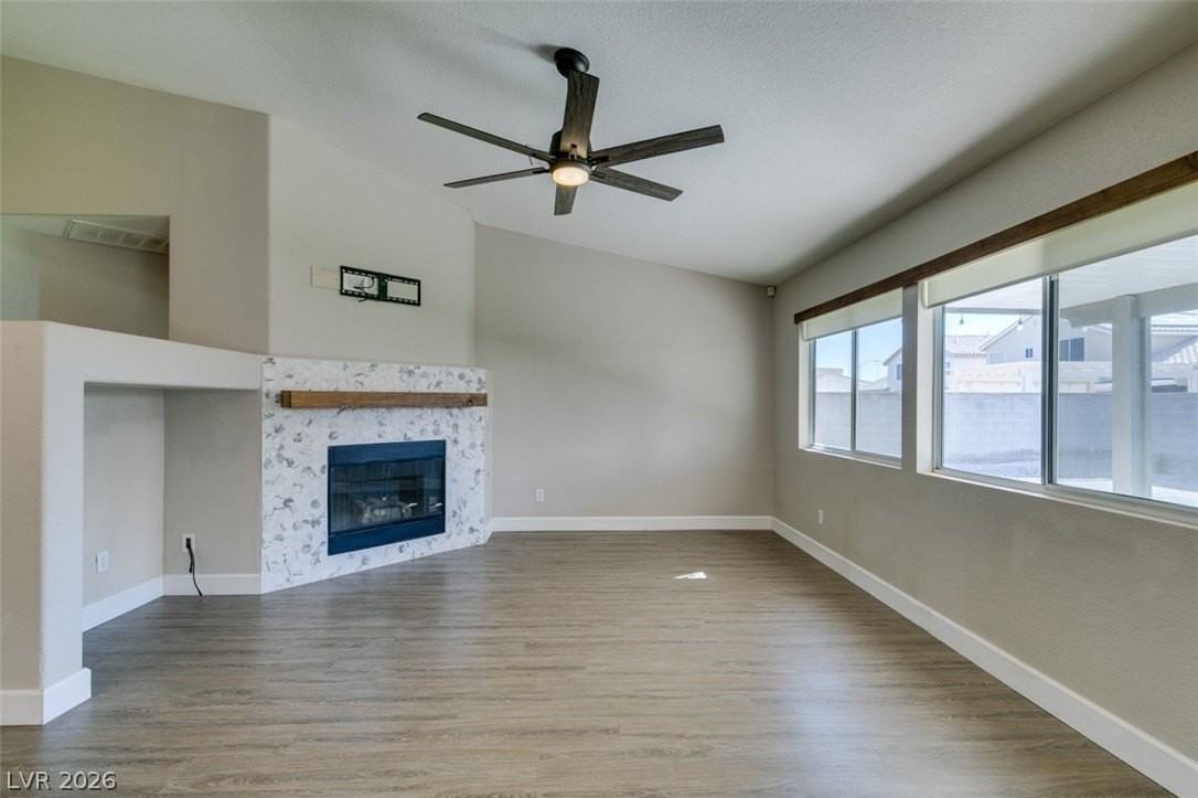 5321 Indian Meadow Ct - Photo 7 of 36