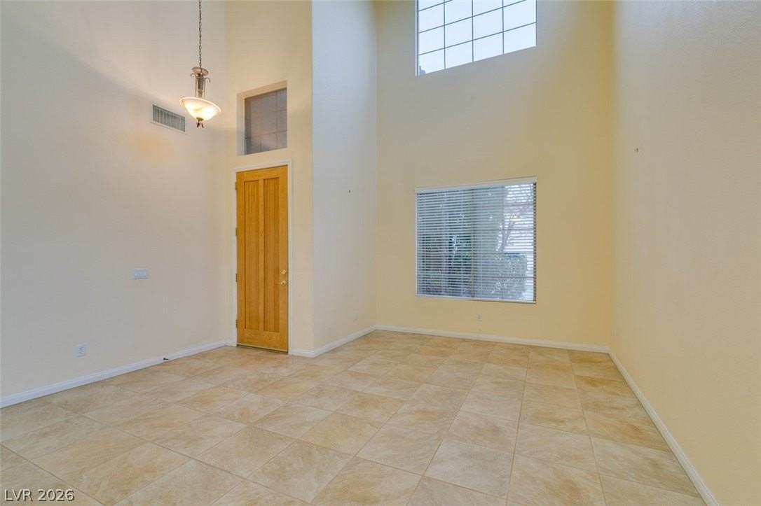 10800 Canisteo St - Photo 5 of 46