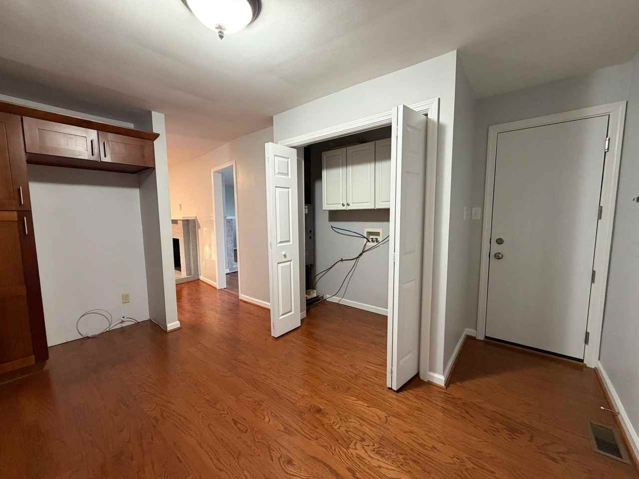 1929 Alexandria Dr - Photo 4 of 18