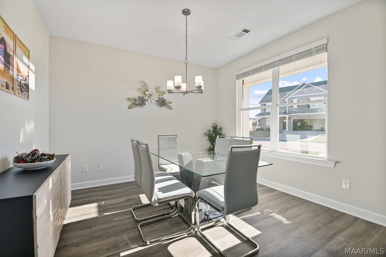 6613 Firefly Ln - Photo 2 of 25