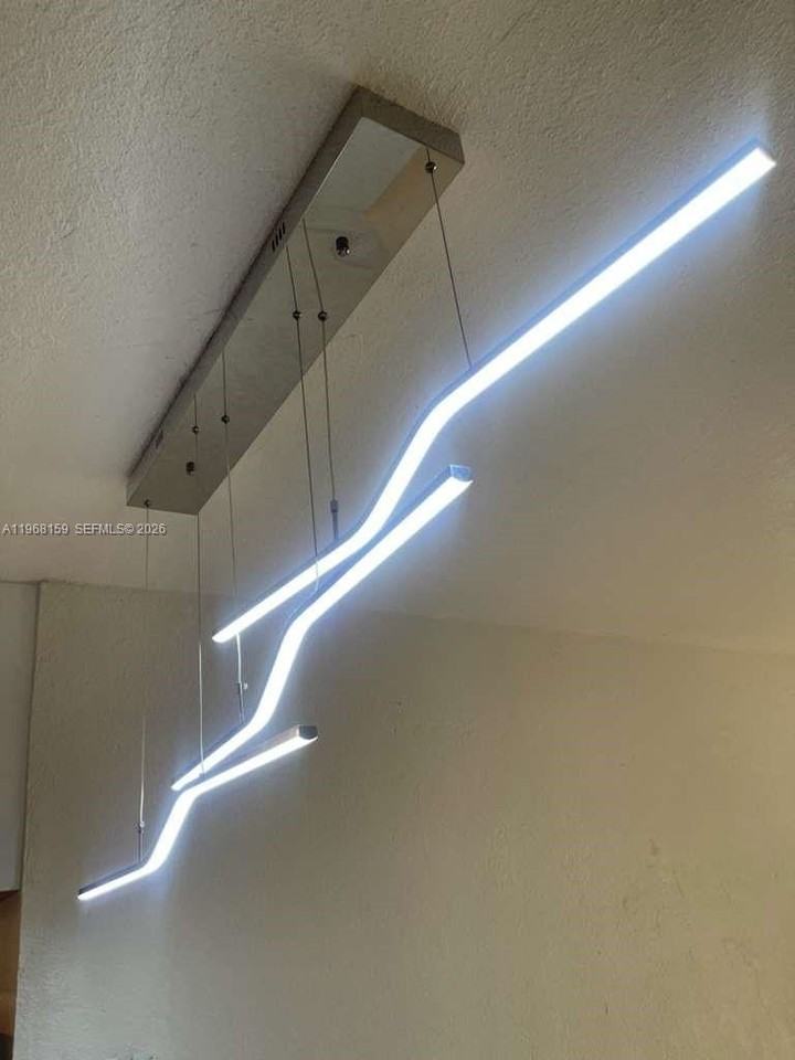 21882 Haines Ave - Photo 6 of 21