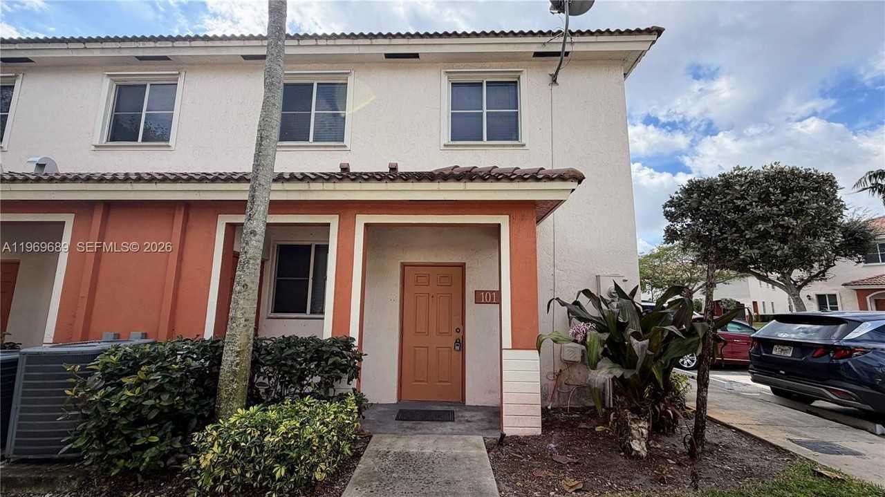 17333 Nw 7th Ave #101 - Photo 2 of 34