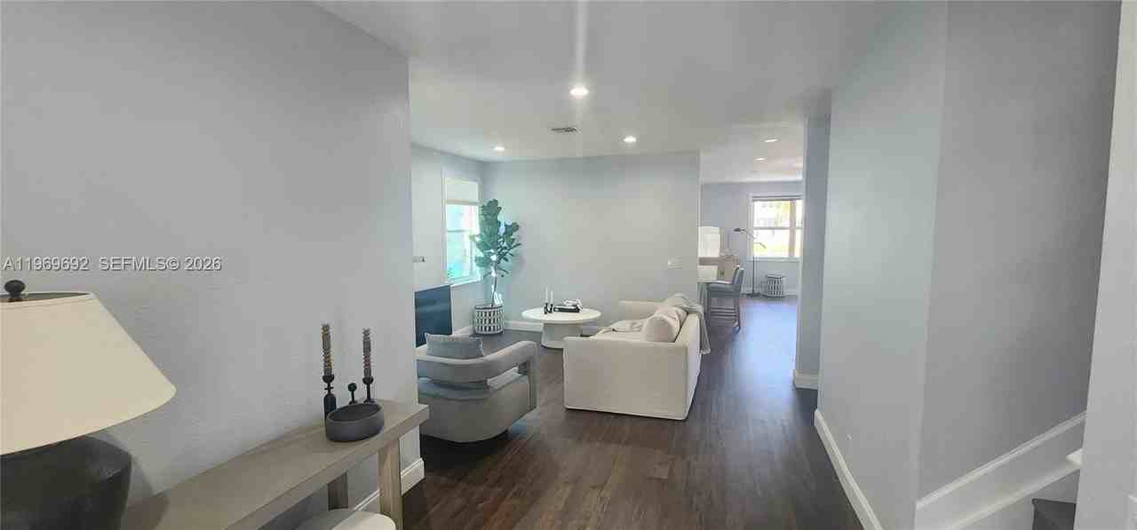 833 Vista Meadows Dr - Photo 4 of 50