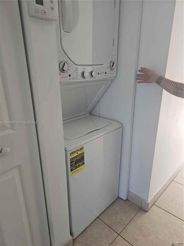 2647 Nw 25th Ave #408 - Photo 7 of 7