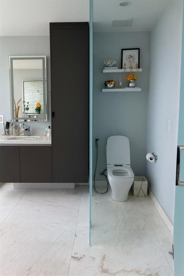 851 Ne 1st Ave #2212 - Photo 4 of 47