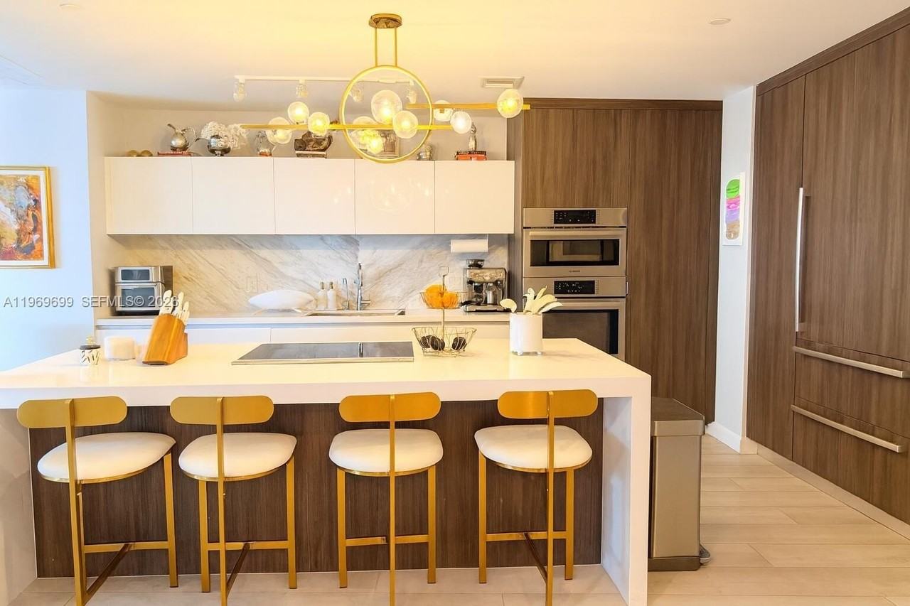 851 Ne 1st Ave #2212 - Photo 5 of 47