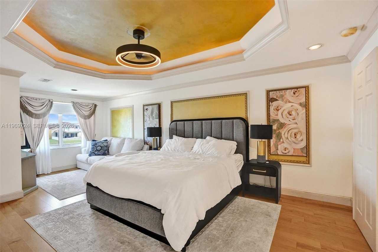 17431 Sw 35th St - Photo 3 of 50