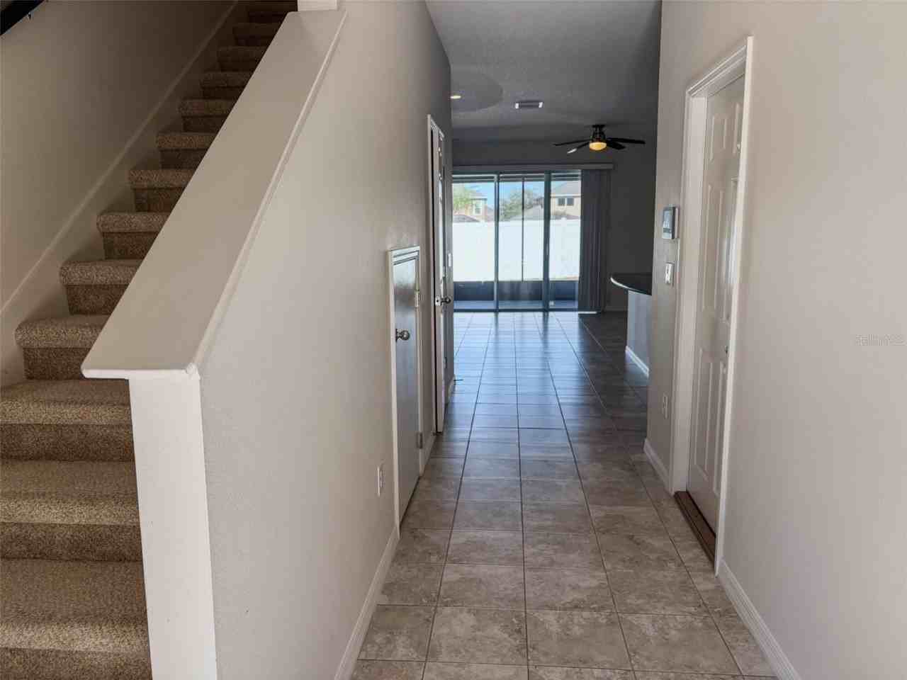 7079 Woodchase Glen Dr - Photo 4 of 35