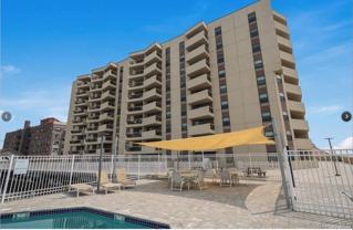 360 Shore Rd Apt 8h #8H - Photo 1 of 1