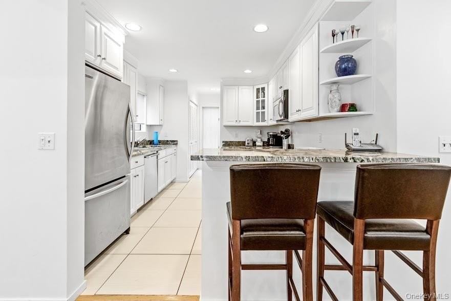 34 Park Cir - Photo 3 of 23