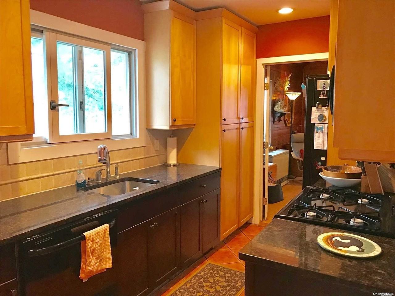 515 Bayberry Walk - Photo 3 of 9