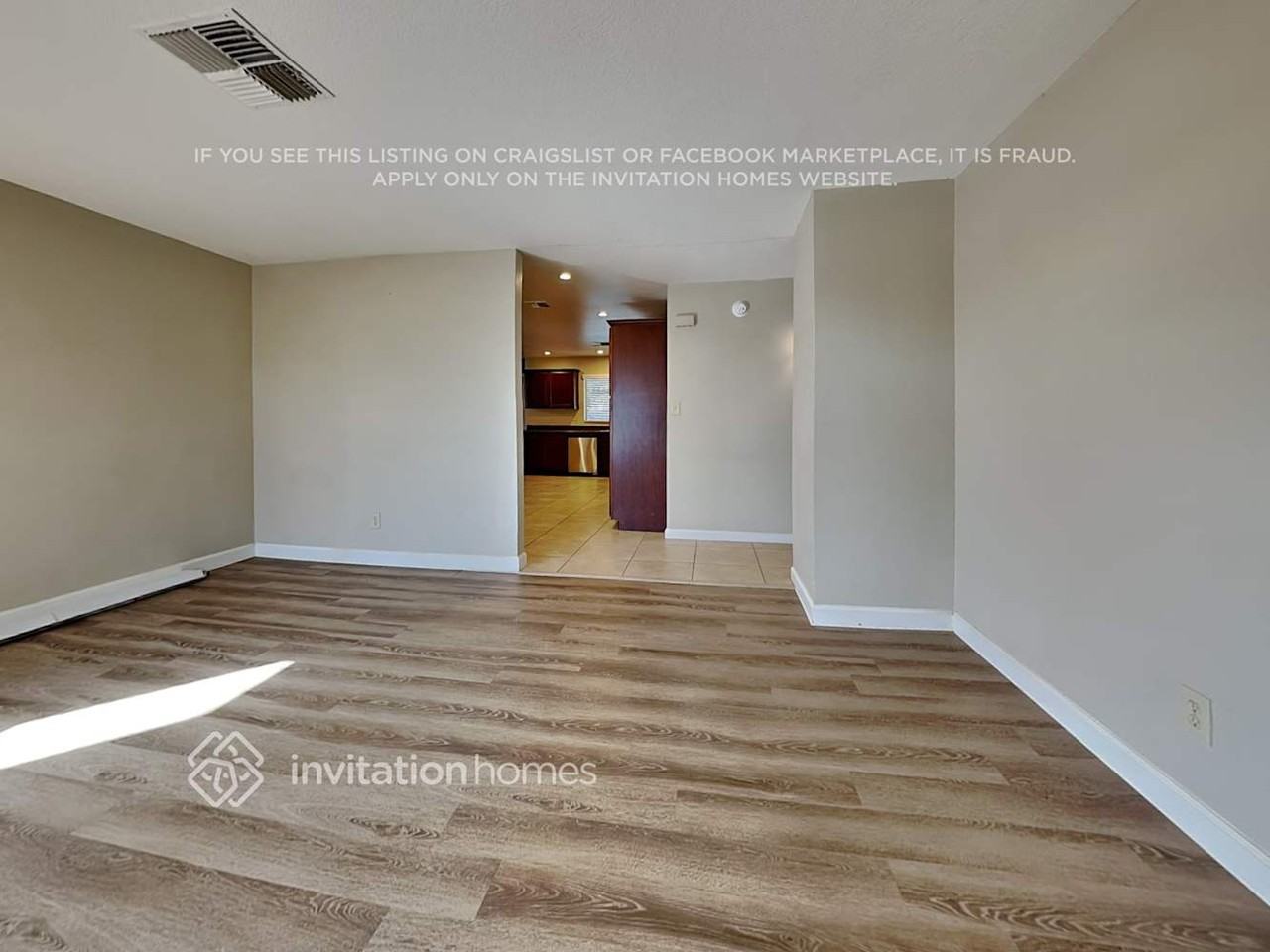 1424 N Ashland - Photo 4 of 22