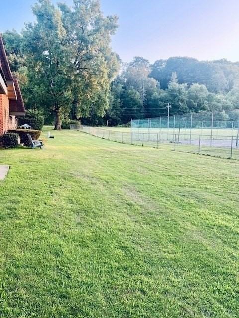 549 Russell Rd Apt 14d #14D - Photo 5 of 15