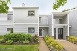 featured image of 22 Beverly Ct