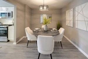 1910 Chestnut Ave Unit C104 #C104 - Photo 3 of 11