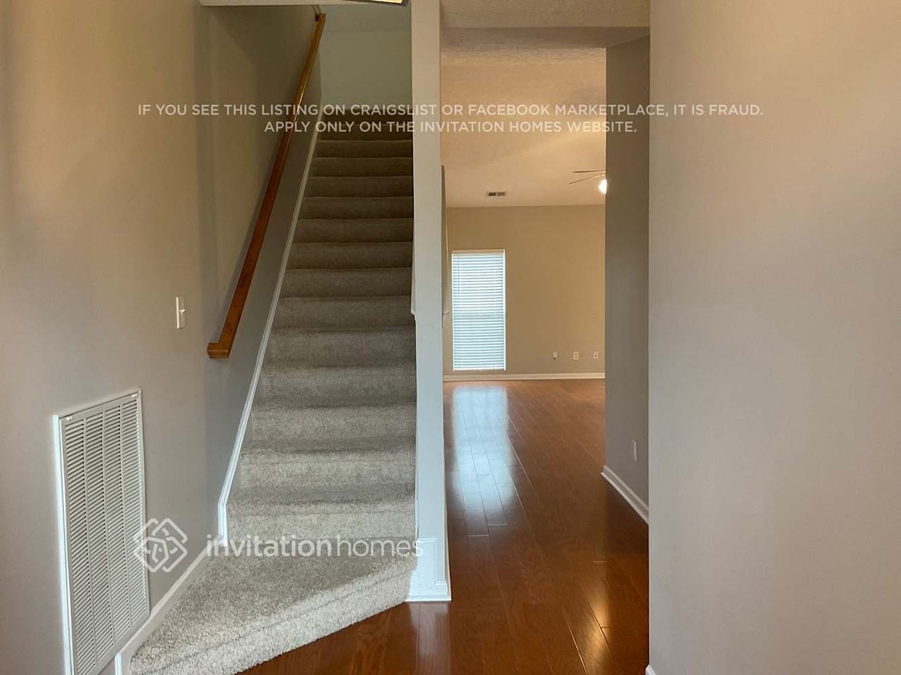 1010 Countess Ln - Photo 5 of 36