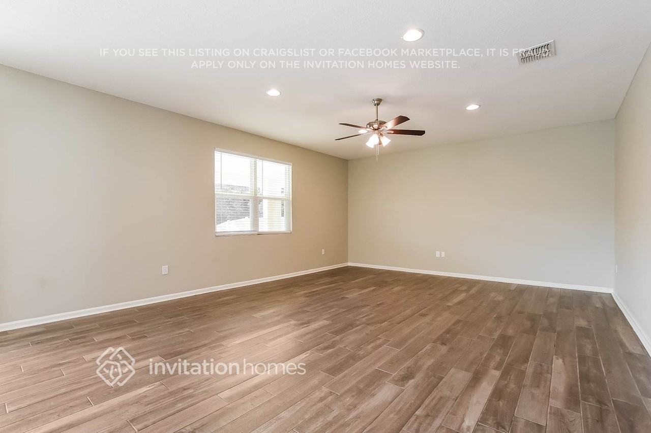 5672 Western Sun Dr - Photo 4 of 18