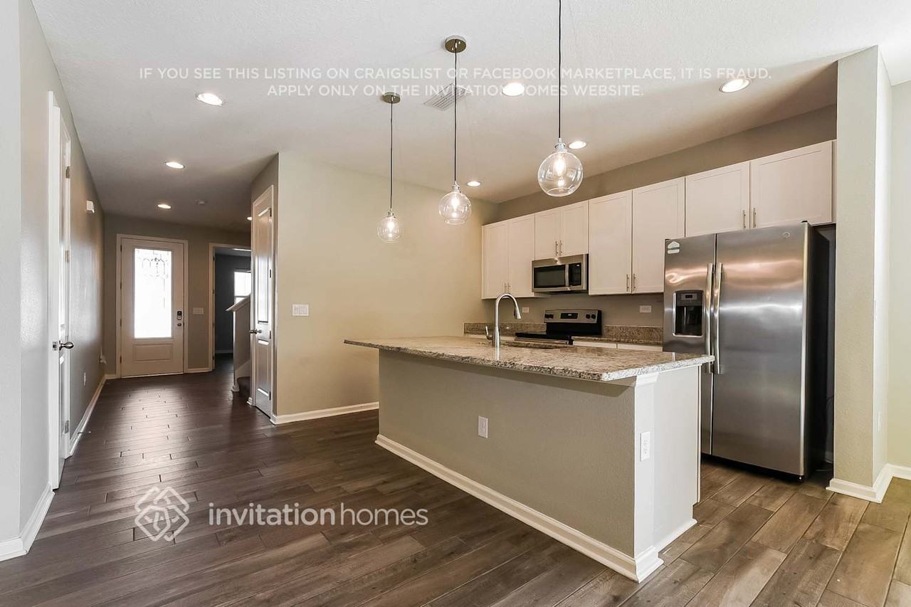 5672 Western Sun Dr - Photo 7 of 18