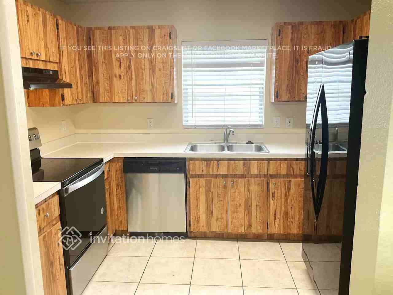 5444 Conway Oaks Ct - Photo 5 of 12