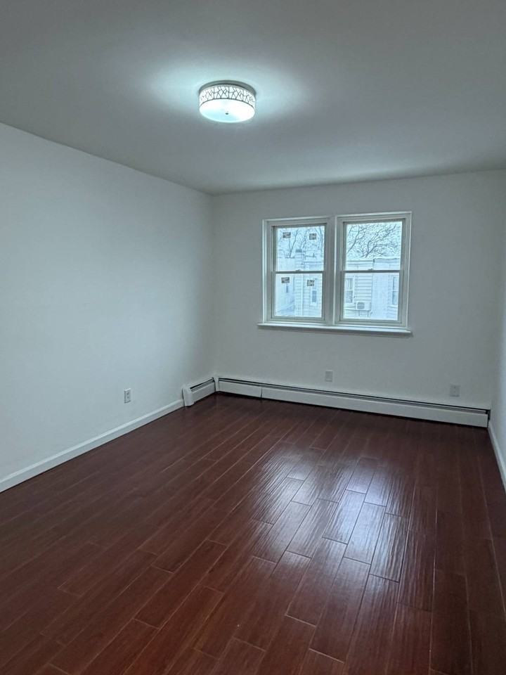 1760 60th St #2F - Photo 6 of 10