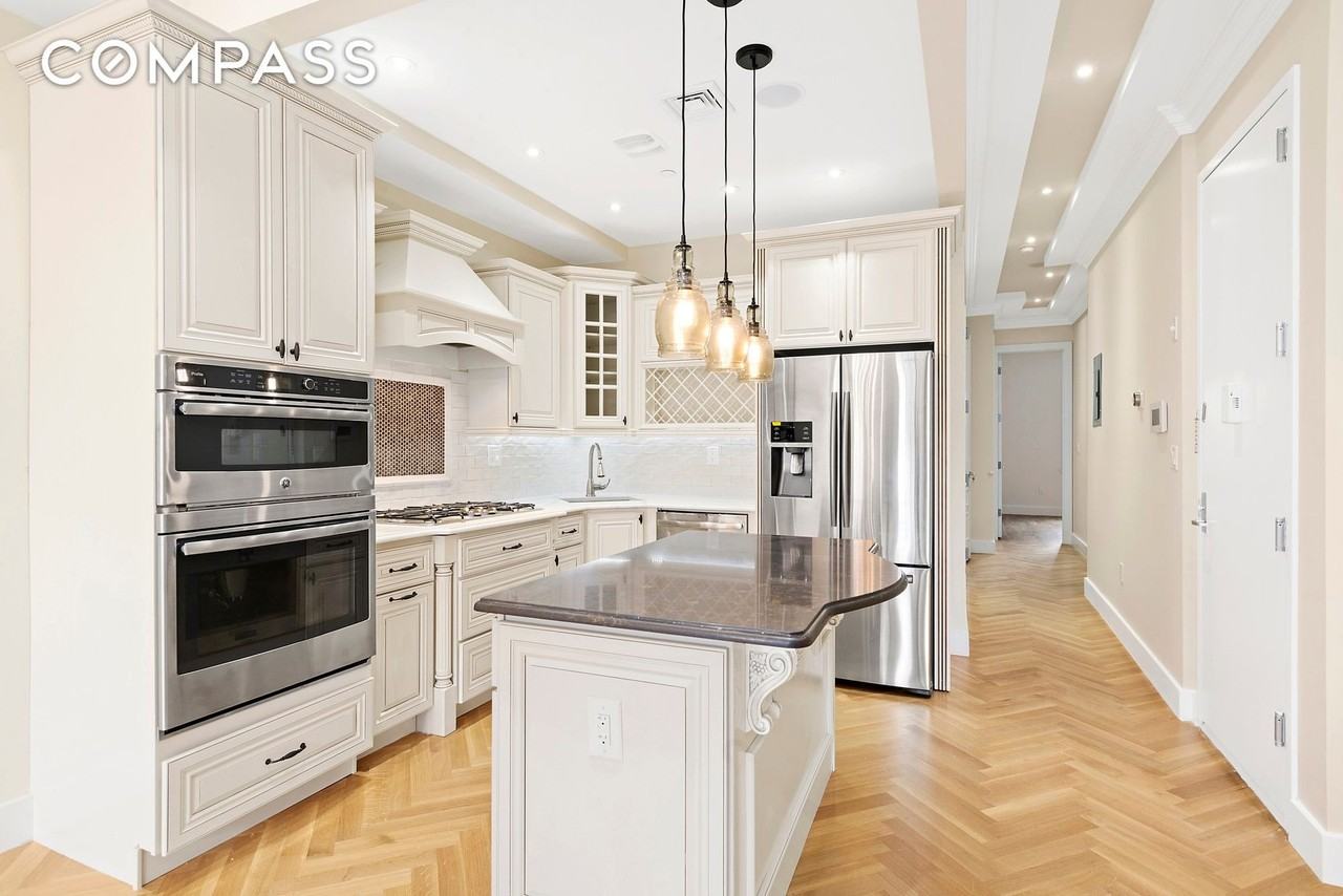 101 Putnam Ave #3 - Photo 2 of 11