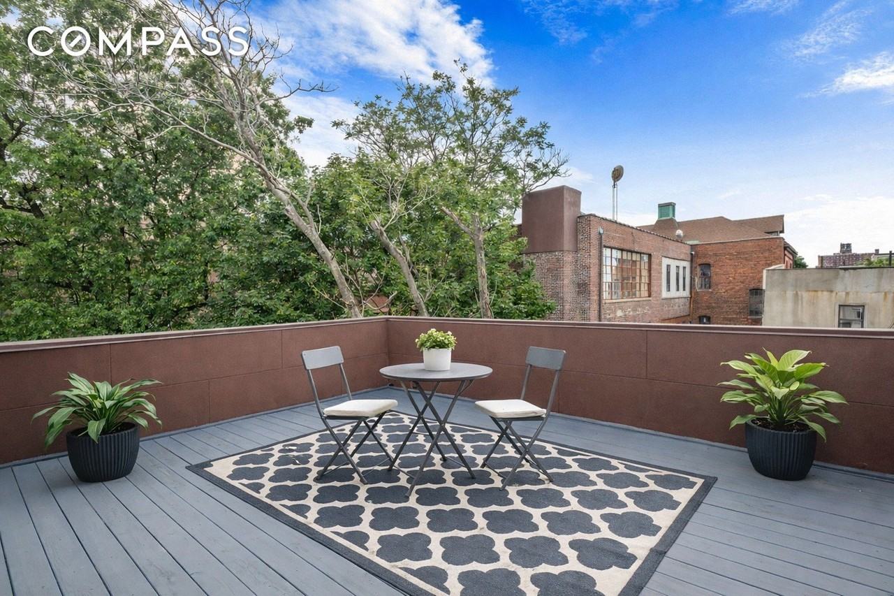 101 Putnam Ave #3 - Photo 4 of 11