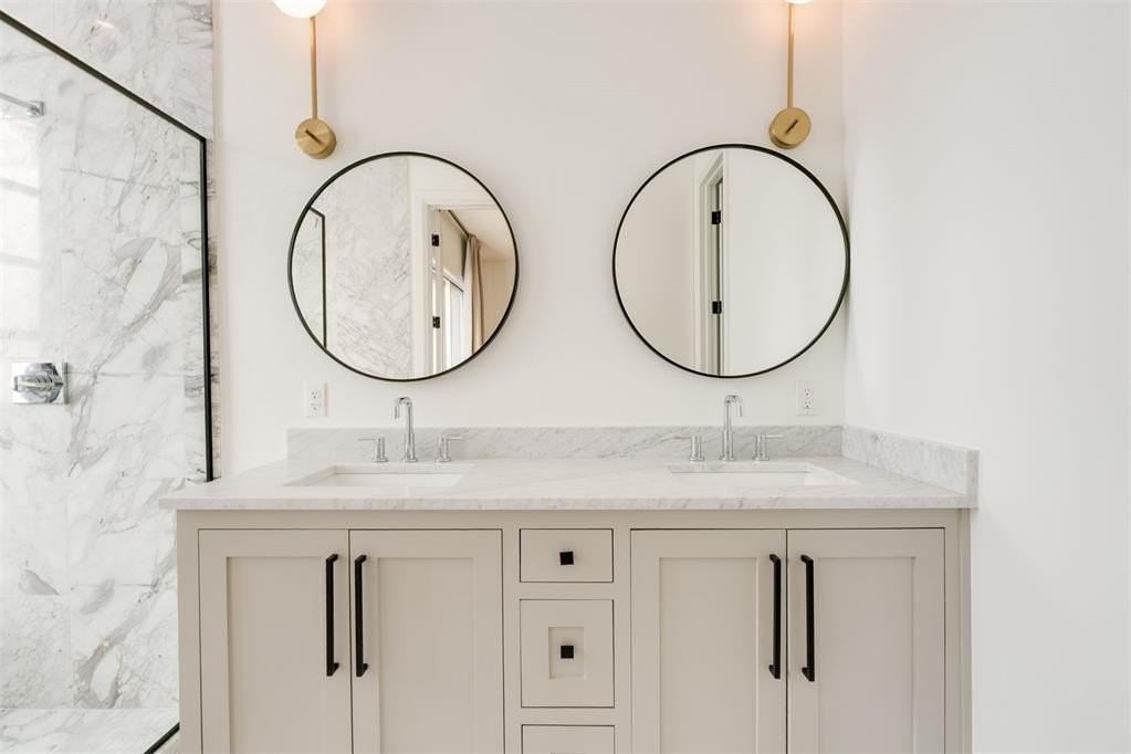 827 Nw 8th St - Photo 2 of 41